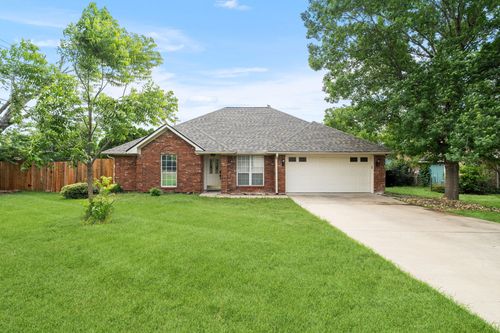 2808 Kneese Dr, Belton, TX, 76513-1413 | Card Image