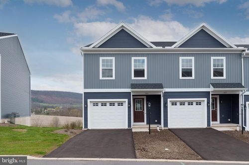 165 Highpoint Park Dr, PLEASANT GAP, PA, 16823-9672 | Card Image
