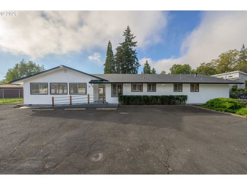 32 Marion Ln, Eugene, OR, 97404-3018 | Card Image