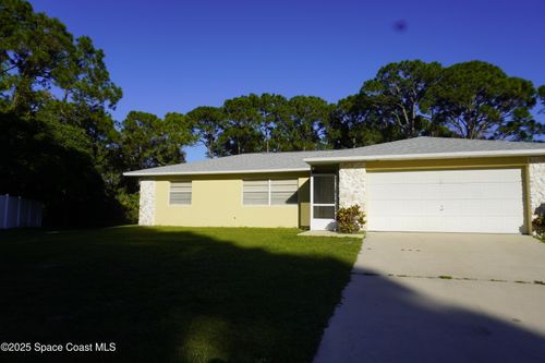 1421 Grand Ct Nw, PALM BAY, FL, 32907-6913 | Card Image
