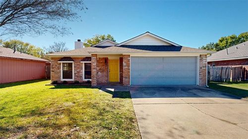 4000 Tiffany Trl, College Station, TX, 77845-8319 | Card Image