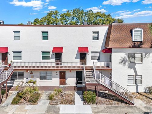 d109-9125 Tudor Dr, TAMPA, FL, 33615-3768 | Card Image