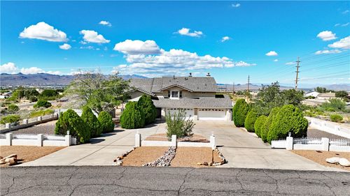 3811 Dakota Rd, Kingman, AZ, 86401-6520 | Card Image