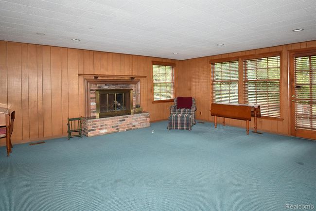 1010 Rock Spring Rd, House other with 4 bedrooms, 3 bathrooms and null parking in Bloomfield Hills MI | Image 24