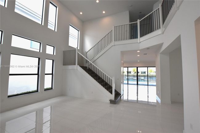 17064 Teton River Rd, House other with 5 bedrooms, 7 bathrooms and null parking in Boca Raton FL | Image 7