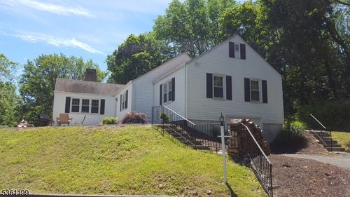 1595 Route 206, Bedminster, NJ, 07921 | Card Image