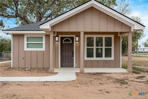 548 Pecan, Lolita, TX, 77971 | Card Image