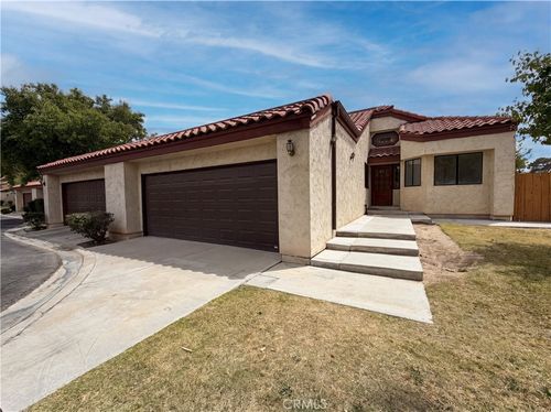 441 Tepatitlan Court, Ridgecrest, CA, 93555 | Card Image
