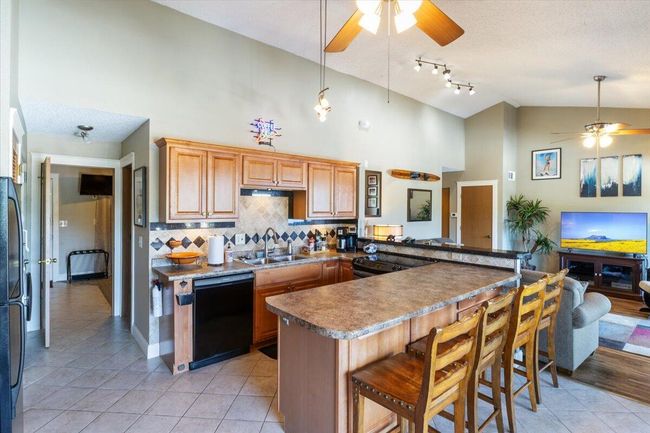 E404-405 - 5655 Heron Bay, Condo with 2 bedrooms, 2 bathrooms and null parking in OSAGE BEACH MO | Image 6