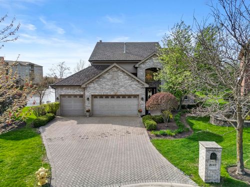 18140 Buckingham Dr, Orland Park, IL, 60467-5576 | Card Image