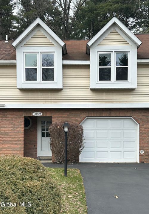 4059 Chaucer Pl, Slingerlands, NY, 12159-9505 | Card Image