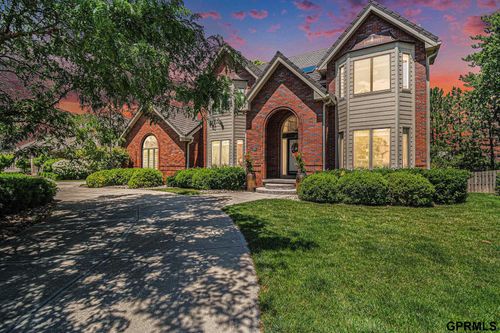 13624 Parker Cir, Omaha, NE, 68154-3829 | Card Image