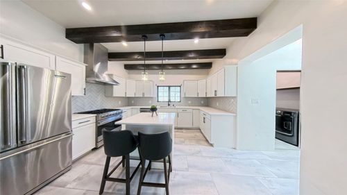 535 Hillside Avenue, Santa Fe, NM, 87501 | Card Image