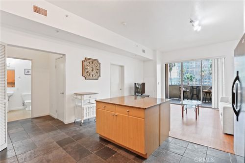 507-488 E Ocean Blvd, Long Beach, CA, 90802-5002 | Card Image
