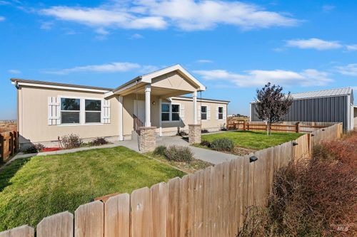 1203 Locker Ave, Parma, ID, 83660-6107 | Card Image