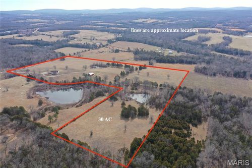 10399 Gibson Rd, Bismarck, MO, 63624-9286 | Card Image