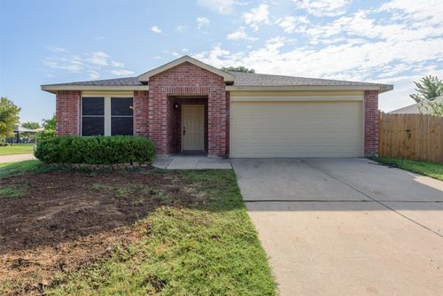 8401 Seven Oaks Ln, Denton, TX, 76210-3878 | Card Image