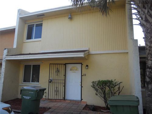 22 Sw 14th Ter, Homestead, FL, 33030-6718 | Card Image