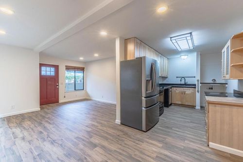 108-820 Casanova Ave, Monterey, CA, 93940-6890 | Card Image