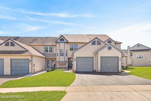 16 Goldenrod Ct, Hamilton, NJ, 08690-3322 | Card Image