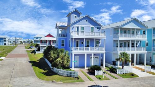3803 Neptune, Galveston, TX, 77554-1003 | Card Image