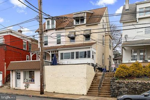 409 S Springfield Rd, CLIFTON HEIGHTS, PA, 19018-2318 | Card Image