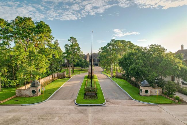 More than just golf, Northgate Forest offers a full lifestyle experience with dining venues, a pro shop, and community events. It’s a place to gather, grow friendships, and feel at home both on and off the course. | Image 43