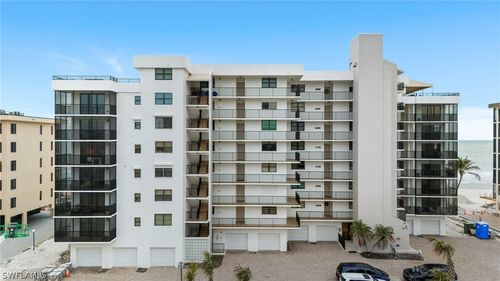 apt-401-9375 Gulf Shore Dr, NAPLES, FL, 34108-2160 | Card Image