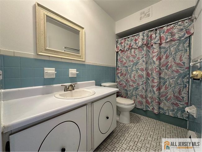 414 - 414 Cricket Ln, Townhouse with 1 bedrooms, 1 bathrooms and null parking in Woodbridge NJ | Image 15
