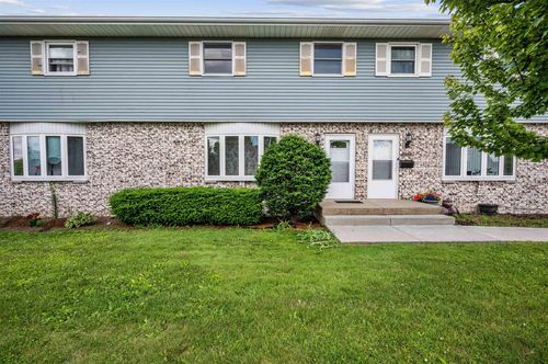 1307 Sunfield St, Sun Prairie, WI, 53590-2741 | Card Image