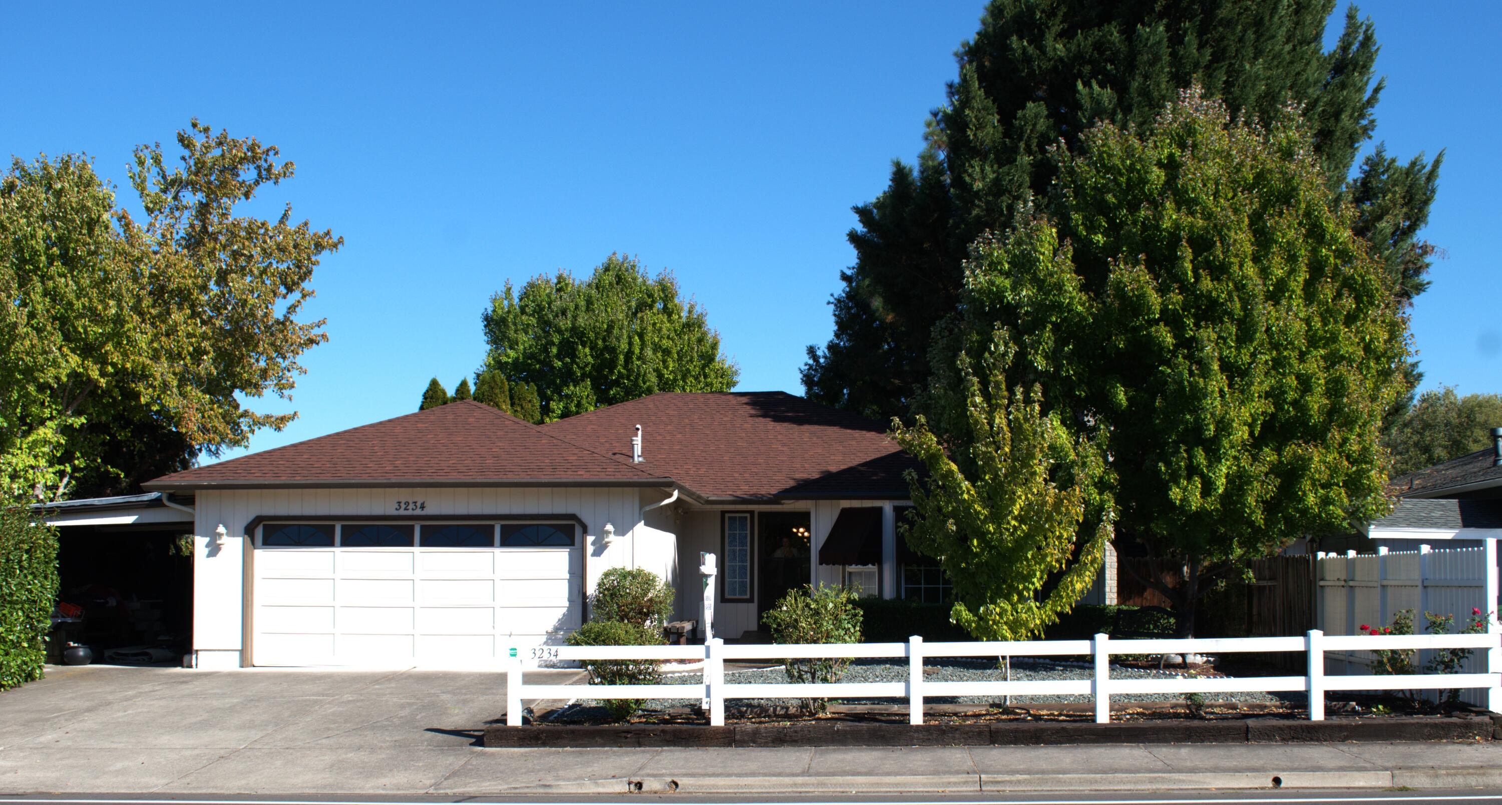Springbrook Rd, Medford, OR 97504