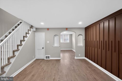 5442 Valley St, PHILADELPHIA, PA, 19124-1413 | Card Image