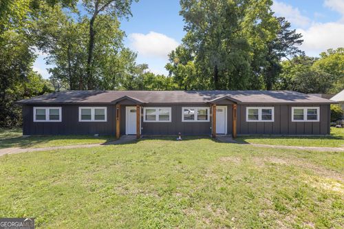1501 18th Ave, Phenix City, AL, 36867-4800 | Card Image