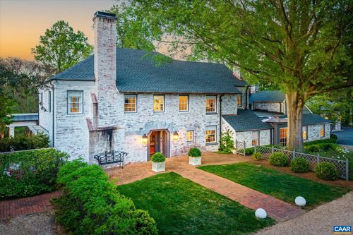 325 Farmington Dr, CHARLOTTESVILLE, VA, 22901-5014 | Card Image