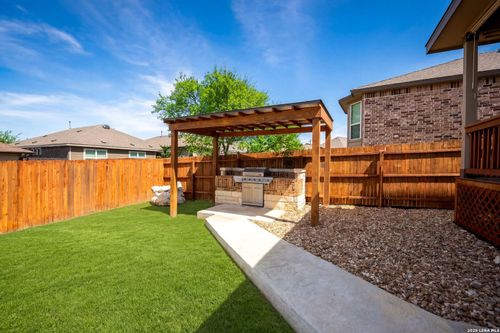 6151 Akin Elm, San Antonio, TX, 78261-2182 | Card Image