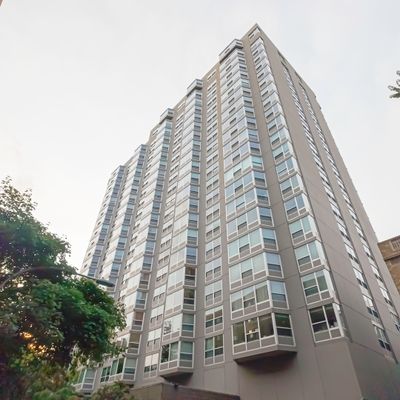 20C - 720 W Gordon Terrace, Condo with 2 bedrooms, 2 bathrooms and 1 parking in Chicago IL | Image 1