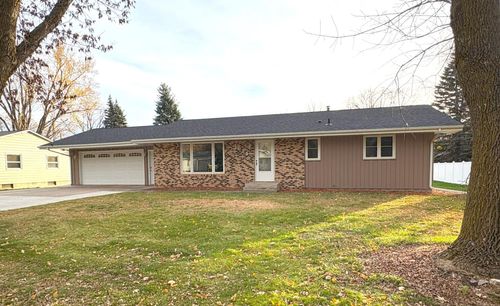 1624 N 5th St, Montevideo, MN, 56265-1004 | Card Image