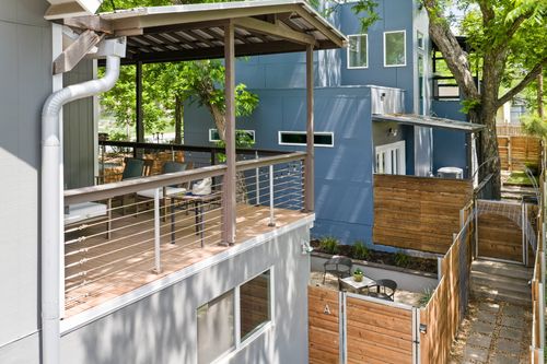 b-2202 Garden St, Austin, TX, 78702-5602 | Card Image