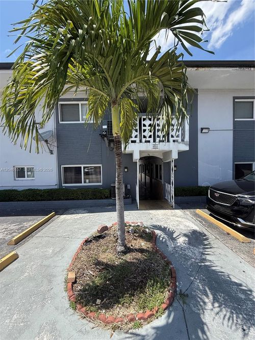 36-4651 W Flagler Street, Miami, FL, 33134 | Card Image