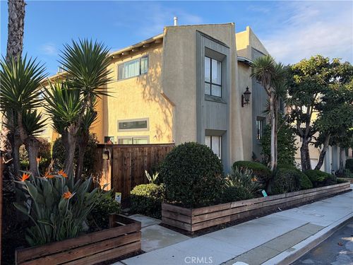b-2520 Ruhland Ave, Redondo Beach, CA, 90278-2544 | Card Image