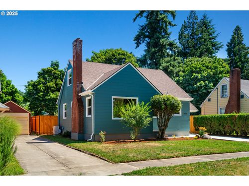 6826 Ne 23rd Ave, Portland, OR, 97211-5250 | Card Image
