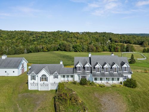 2598 East St, Brookfield, VT, 05036-4403 | Card Image