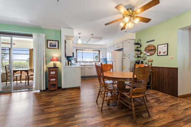 Informal dining | Image 11