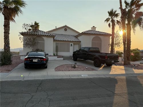 3483 Via Los Pozos, Bullhead City, AZ, 86442-8658 | Card Image