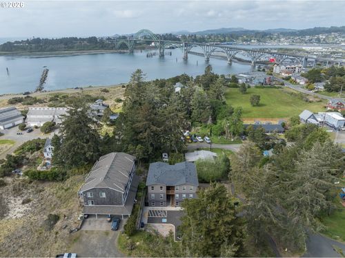 2-2950 Sw Coho St, Newport, OR, 97365 | Card Image