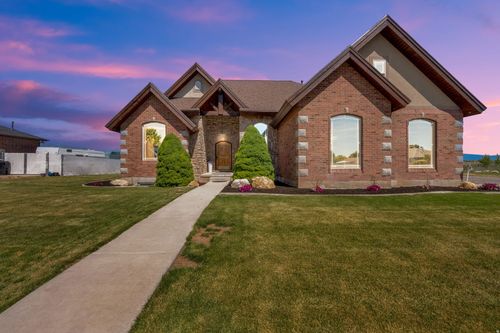 3283 S 750 W, Syracuse, UT, 84075-8016 | Card Image