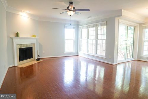 apt-301-2816 Emma Lee St, FALLS CHURCH, VA, 22042-7794 | Card Image