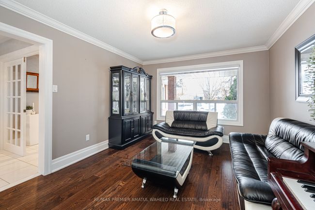 166 Killian Rd, House other with 5 bedrooms, 4 bathrooms and 2 parking in Maple ON | Image 6