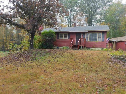 870 Cummings Rd, Chester, VT, 05143-8469 | Card Image