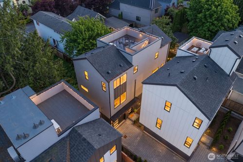 933 N 87th St, Seattle, WA, 98103-3901 | Card Image